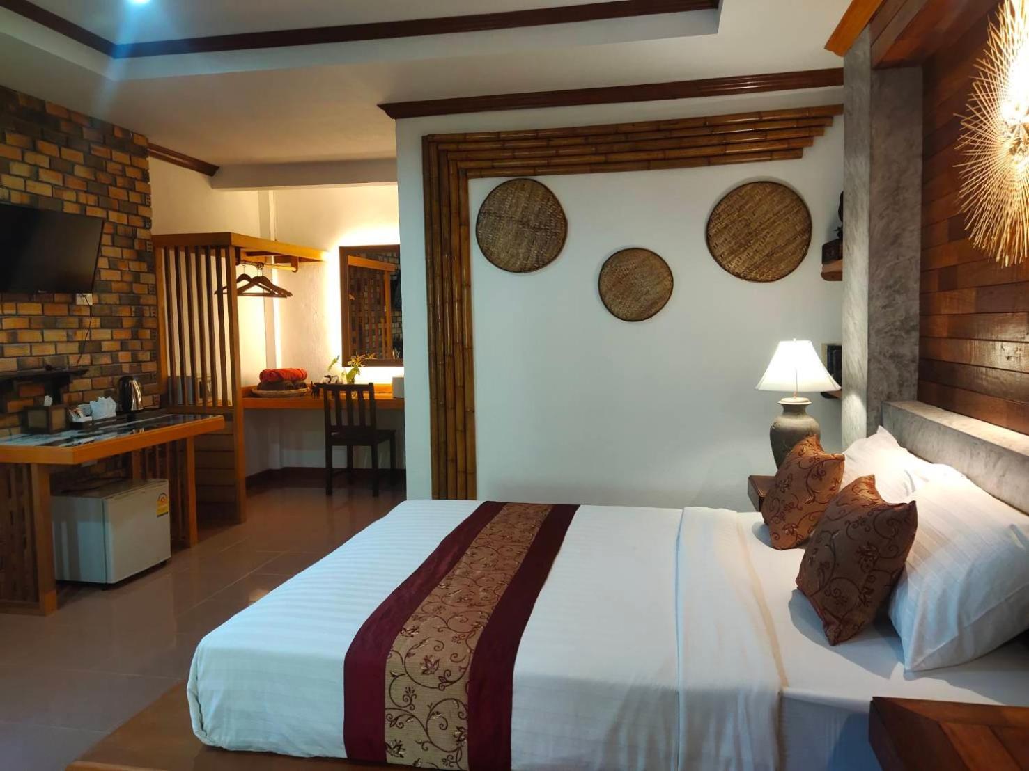 Lanta Riviera Beach Resort Ko Lanta Exterior foto